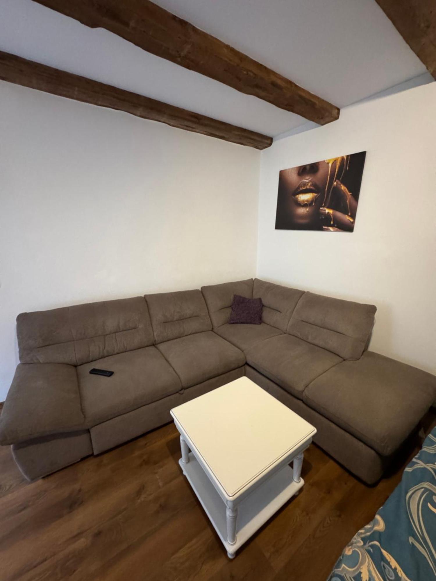 Sunrise Castelului Brasov Apartment Bagian luar foto
