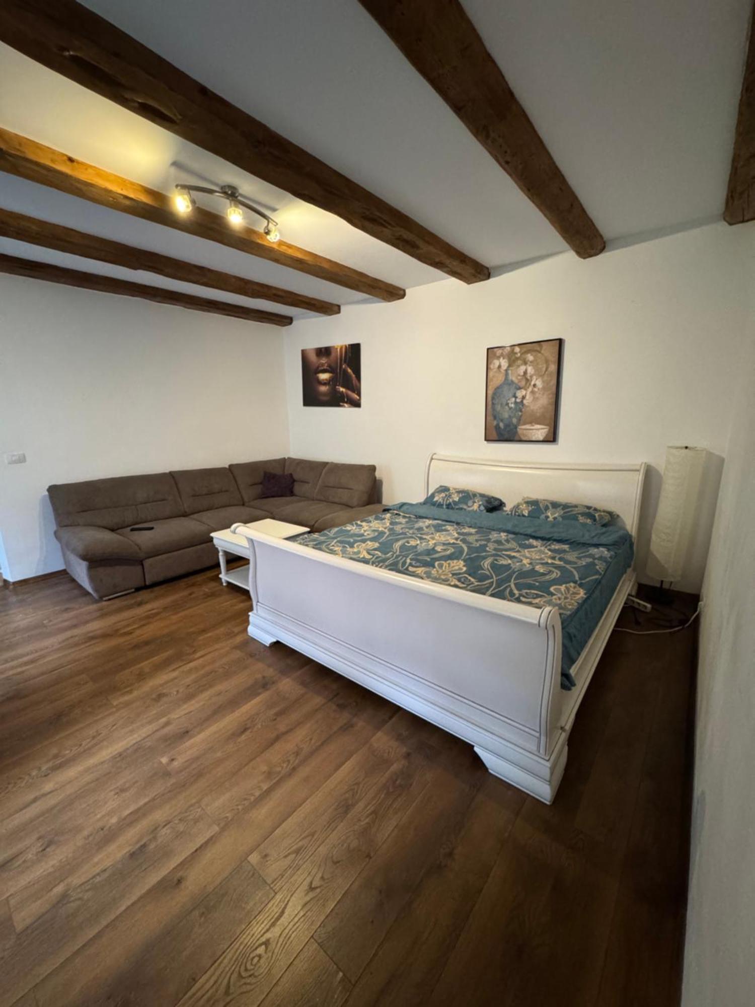 Sunrise Castelului Brasov Apartment Bagian luar foto